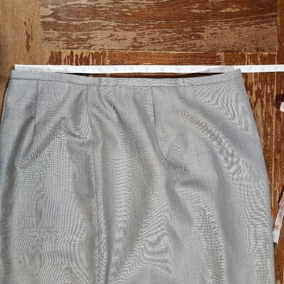 East 5th Womens 2pc Tan A-line Skirt Suit Set Size 8 - Picture 6 of 14